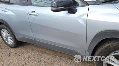 2026 Toyota Corolla Cross LE - zdjęcie 26 z 36 - miniatura