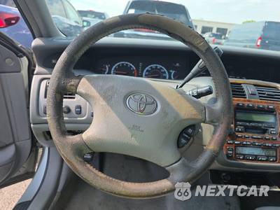 2002 Toyota Avalon XLS w/Bench Seat - zdjęcie 10 z 36 - miniatura