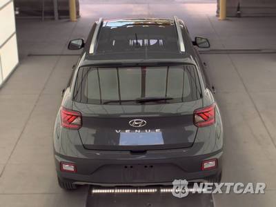 2025 Hyundai Venue SEL - zdjęcie 5 z 24 - miniatura