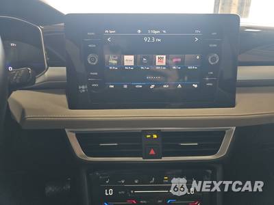 2025 Volkswagen Taos SE - zdjęcie 11 z 34 - miniatura