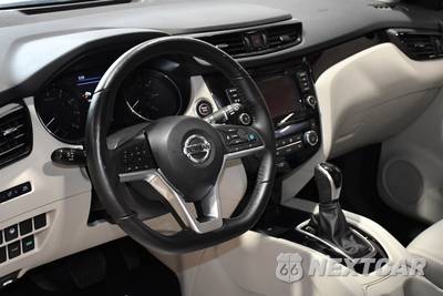 2022 Nissan Rogue Sport SL - zdjęcie 8 z 32 - miniatura