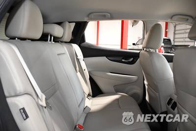 2022 Nissan Rogue Sport SL - zdjęcie 14 z 32 - miniatura