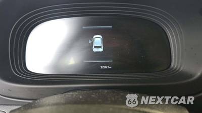 2025 Hyundai Venue SEL - zdjęcie 17 z 28 - miniatura