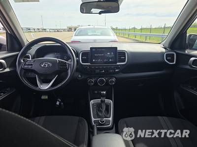 2025 Hyundai Venue SEL - zdjęcie 11 z 28 - miniatura