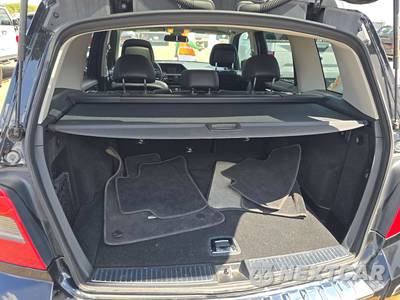 2011 Mercedes-Benz GLK 350 4MATIC - zdjęcie 17 z 32 - miniatura
