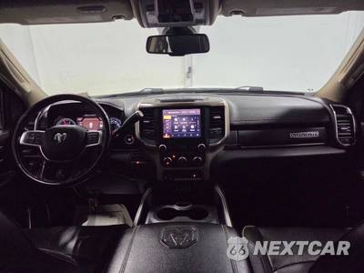 2022 Ram 2500 Laramie Crew Cab Medium Bed - zdjęcie 14 z 19 - miniatura