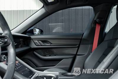 2022 Porsche Taycan 4 Cross Turismo - zdjęcie 18 z 50 - miniatura