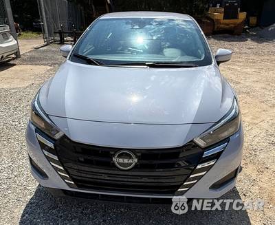 2025 Nissan Versa SV - zdjęcie 2 z 21 - miniatura