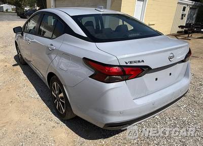 2025 Nissan Versa SV - zdjęcie 4 z 21 - miniatura