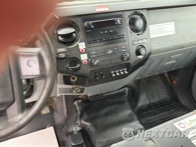 2012 Ford Super Duty F-450 Cab Chassis XL Regular Cab DRW - zdjęcie 6 z 13 - miniatura