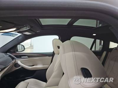 2020 BMW X4 Sports Activity Vehicle xDrive30i - zdjęcie 18 z 26 - miniatura