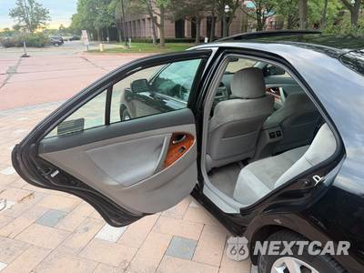 2009 Toyota Camry XLE - zdjęcie 38 z 74 - miniatura