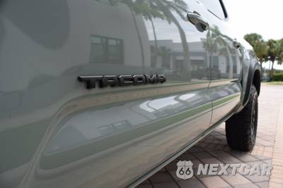 2022 Toyota Tacoma TRD Off-Road Crew Cab Medium Bed - zdjęcie 37 z 140 - miniatura