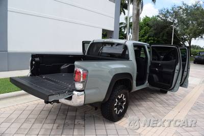 2022 Toyota Tacoma TRD Off-Road Crew Cab Medium Bed - zdjęcie 53 z 140 - miniatura