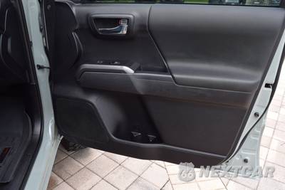 2022 Toyota Tacoma TRD Off-Road Crew Cab Medium Bed - zdjęcie 103 z 140 - miniatura