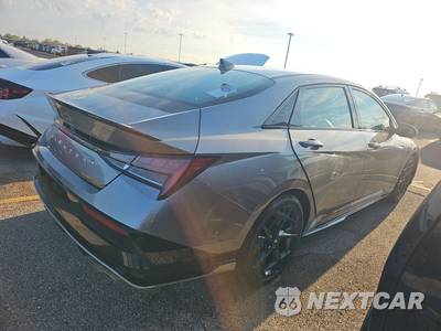 2025 Hyundai Elantra N Line - zdjęcie 4 z 41 - miniatura