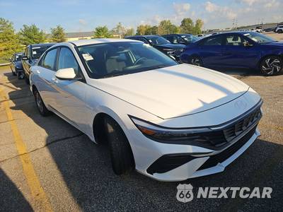 2025 Hyundai Elantra SE - zdjęcie 3 z 38 - miniatura