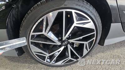 2023 Hyundai IONIQ 6 SEL - zdjęcie 33 z 42 - miniatura