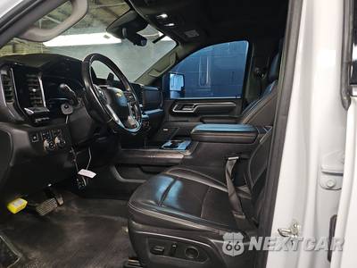 2025 Chevrolet Silverado 2500HD LTZ Crew Cab Medium Bed 1LZ - zdjęcie 7 z 33 - miniatura