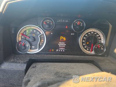 2017 Ram 2500 Laramie Extended Crew Cab Medium Bed - zdjęcie 12 z 27 - miniatura