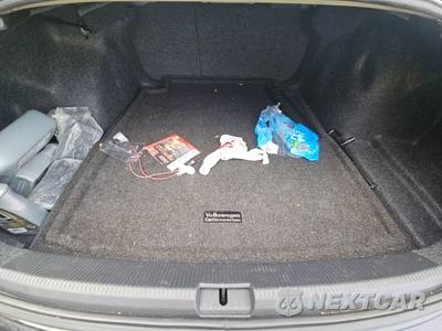 2018 Volkswagen Passat 2.0T SE - zdjęcie 16 z 34 - miniatura
