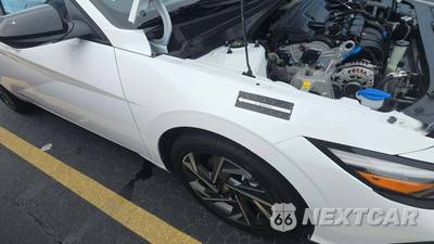 2025 Hyundai Elantra SEL Sport - zdjęcie 26 z 31 - miniatura