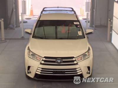 2019 Toyota Highlander LE Plus - zdjęcie 2 z 37 - miniatura