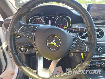 2018 Mercedes-Benz CLA 250 4MATIC - zdjęcie 10 z 26 - miniatura