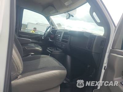 2025 Chevrolet Express 2500 Cargo Van 1WT 135.0" WB - zdjęcie 8 z 22 - miniatura