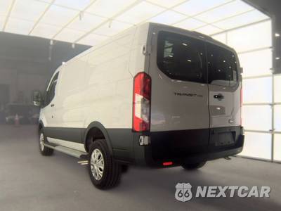 2025 Ford Transit 250 Cargo Van Low Roof 130.0" WB - zdjęcie 6 z 31 - miniatura