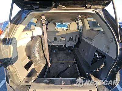 2020 Toyota Sienna L 7-Passenger 119.3" WB - zdjęcie 17 z 57 - miniatura