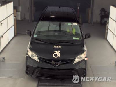 2020 Toyota Sienna L 7-Passenger 119.3" WB - zdjęcie 2 z 57 - miniatura
