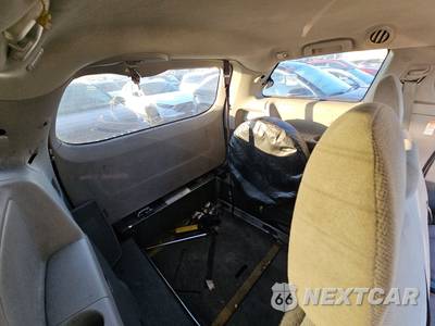 2020 Toyota Sienna L 7-Passenger 119.3" WB - zdjęcie 14 z 57 - miniatura