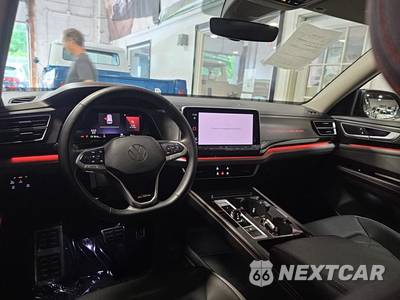 2025 Volkswagen Atlas 2.0T Peak Edition - zdjęcie 14 z 21 - miniatura