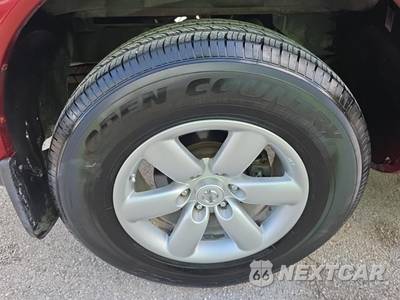 2014 Nissan TITAN SV Crew Cab Short Bed - zdjęcie 10 z 26 - miniatura