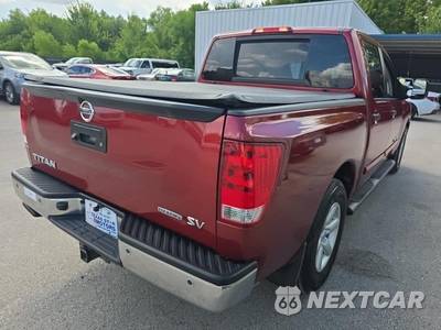 2014 Nissan TITAN SV Crew Cab Short Bed - zdjęcie 4 z 26 - miniatura