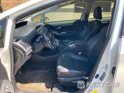 2013 Toyota Prius Persona Series - zdjęcie 11 z 26 - miniatura