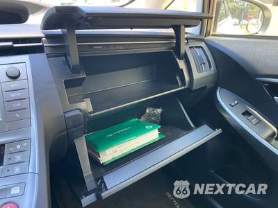 2013 Toyota Prius Persona Series - zdjęcie 23 z 26 - miniatura