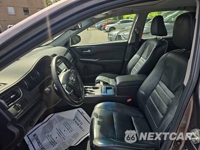 2016 Toyota Camry Hybrid XLE - zdjęcie 21 z 42 - miniatura