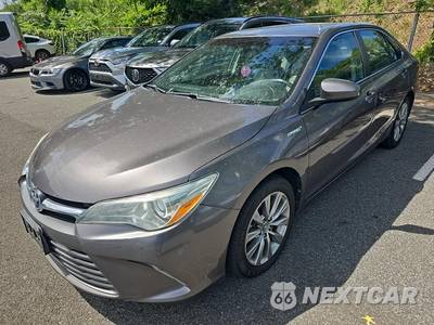 2016 Toyota Camry Hybrid XLE - zdjęcie 2 z 42 - miniatura