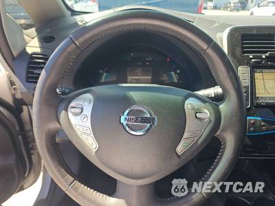 2017 Nissan LEAF SL - zdjęcie 10 z 17 - miniatura