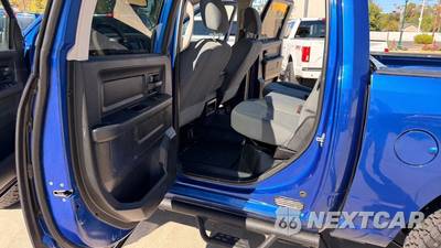 2016 Ram 1500 Tradesman Crew Cab Short Bed - zdjęcie 10 z 21 - miniatura