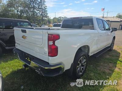 2022 Chevrolet Silverado 1500 LT Crew Cab Medium Bed 1LT - zdjęcie 4 z 22 - miniatura