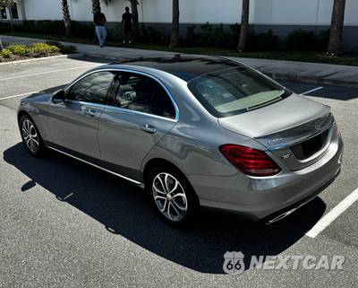 2016 Mercedes-Benz C 300 4MATIC - zdjęcie 8 z 18 - miniatura