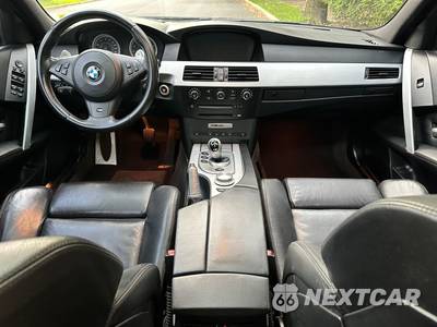 2007 BMW M5 Sedan - zdjęcie 13 z 24 - miniatura