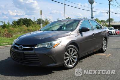 2016 Toyota Camry Hybrid XLE - zdjęcie 1 z 42 - miniatura