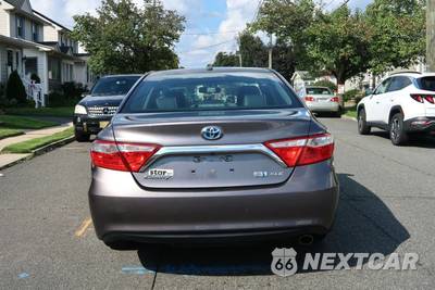 2016 Toyota Camry Hybrid XLE - zdjęcie 5 z 42 - miniatura