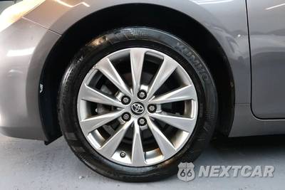 2016 Toyota Camry Hybrid XLE - zdjęcie 14 z 42 - miniatura