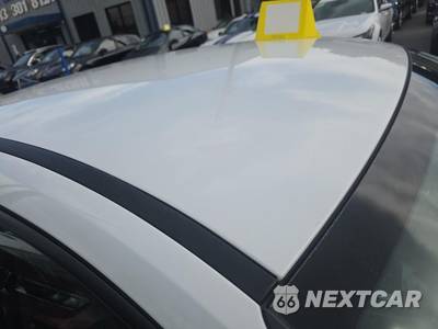 2022 Hyundai Elantra SEL - zdjęcie 12 z 21 - miniatura