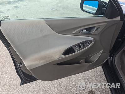 2025 Chevrolet Malibu LT 1LT - zdjęcie 9 z 23 - miniatura